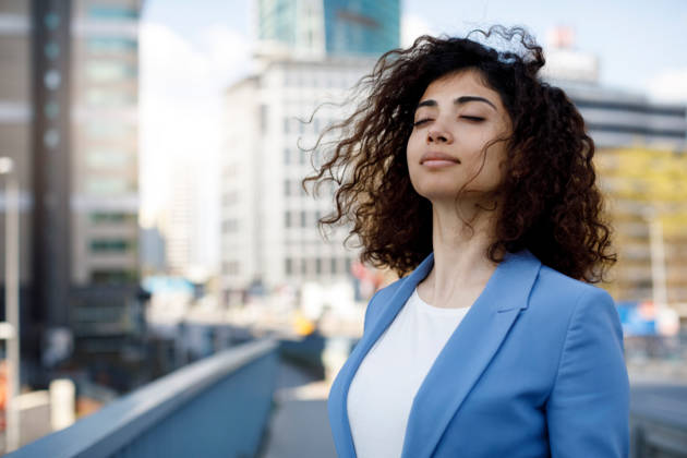 Bien-être au travail : découvrez les secrets pour l’optimiser ! Le bien-être au travail: comment le cultiver?